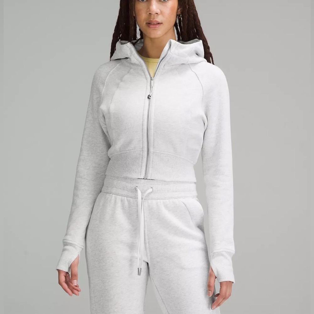 BRAND NEW NEVER WORN LULULEMON LIGHT GREY SCUBA FULL ZIP CROPPED HOODIE